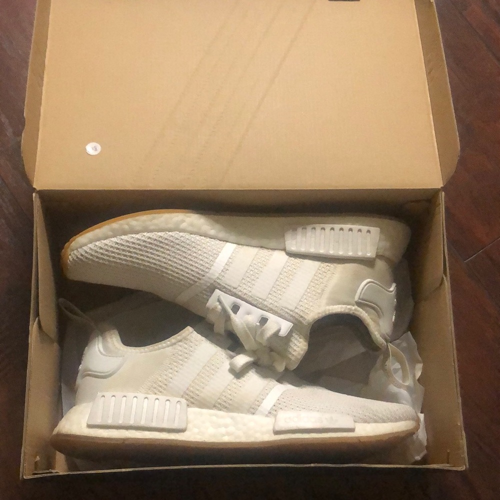 Just trying to get rid of these. They don’t fit me.